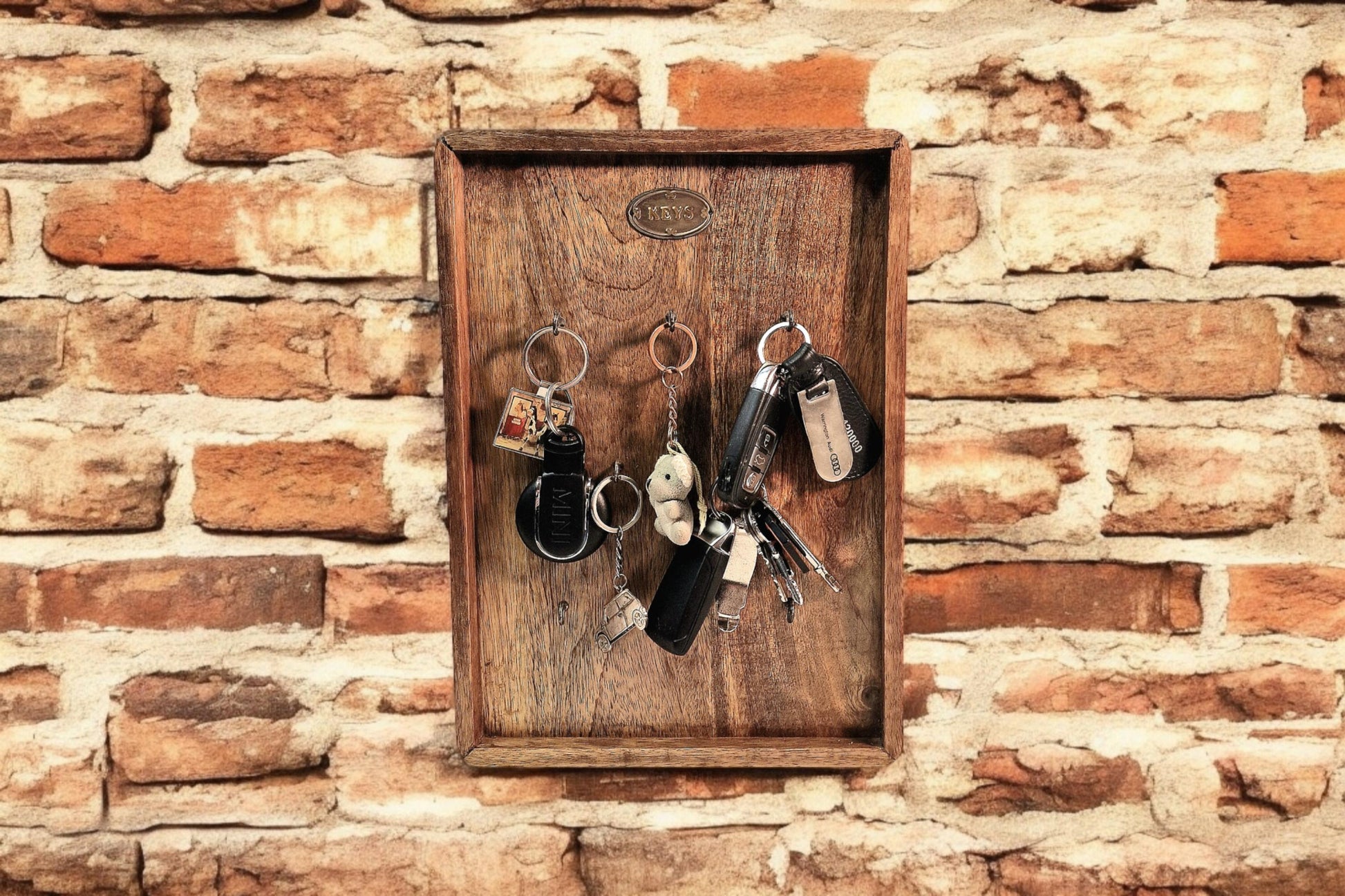 Mango Wood Storage Board for 8 key sets-3